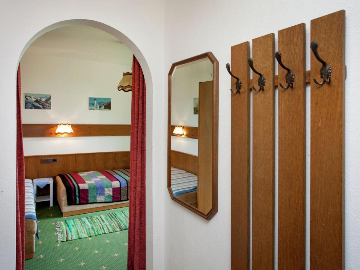 Apartment In Hart Im Zillertal With Garden Balcony Parking Fugen Bagian luar foto