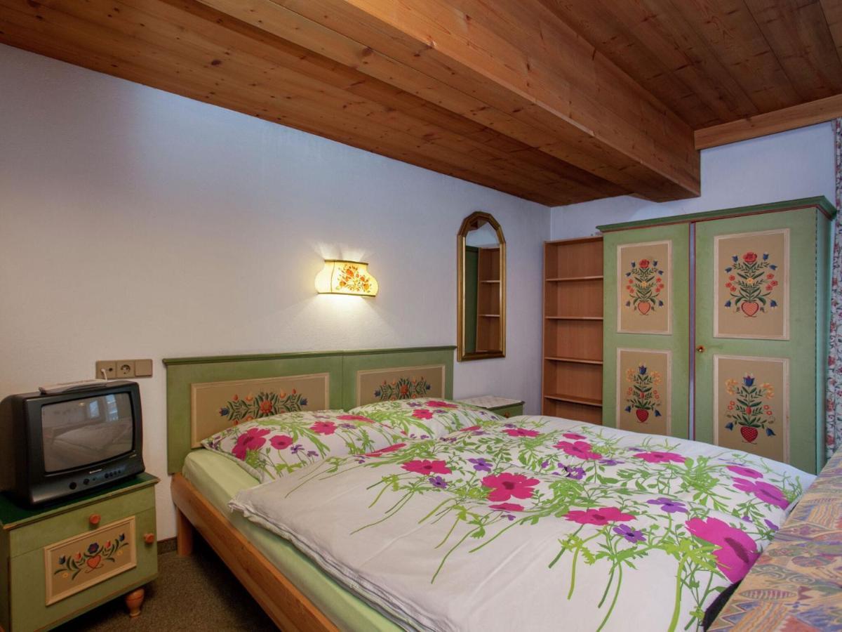 Apartment In Hart Im Zillertal With Garden Balcony Parking Fugen Bagian luar foto